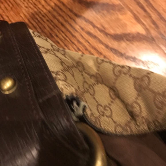 Gucci Bag - Picture 4 of 8